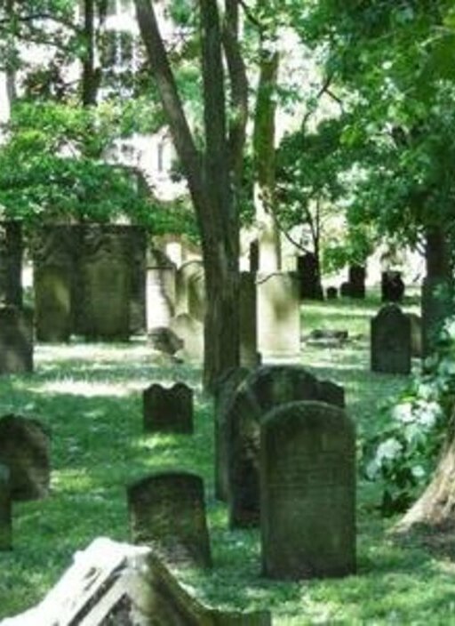 Jüdisches Leben – Stolpersteine – Jüdischer Friedhof Königsreihe